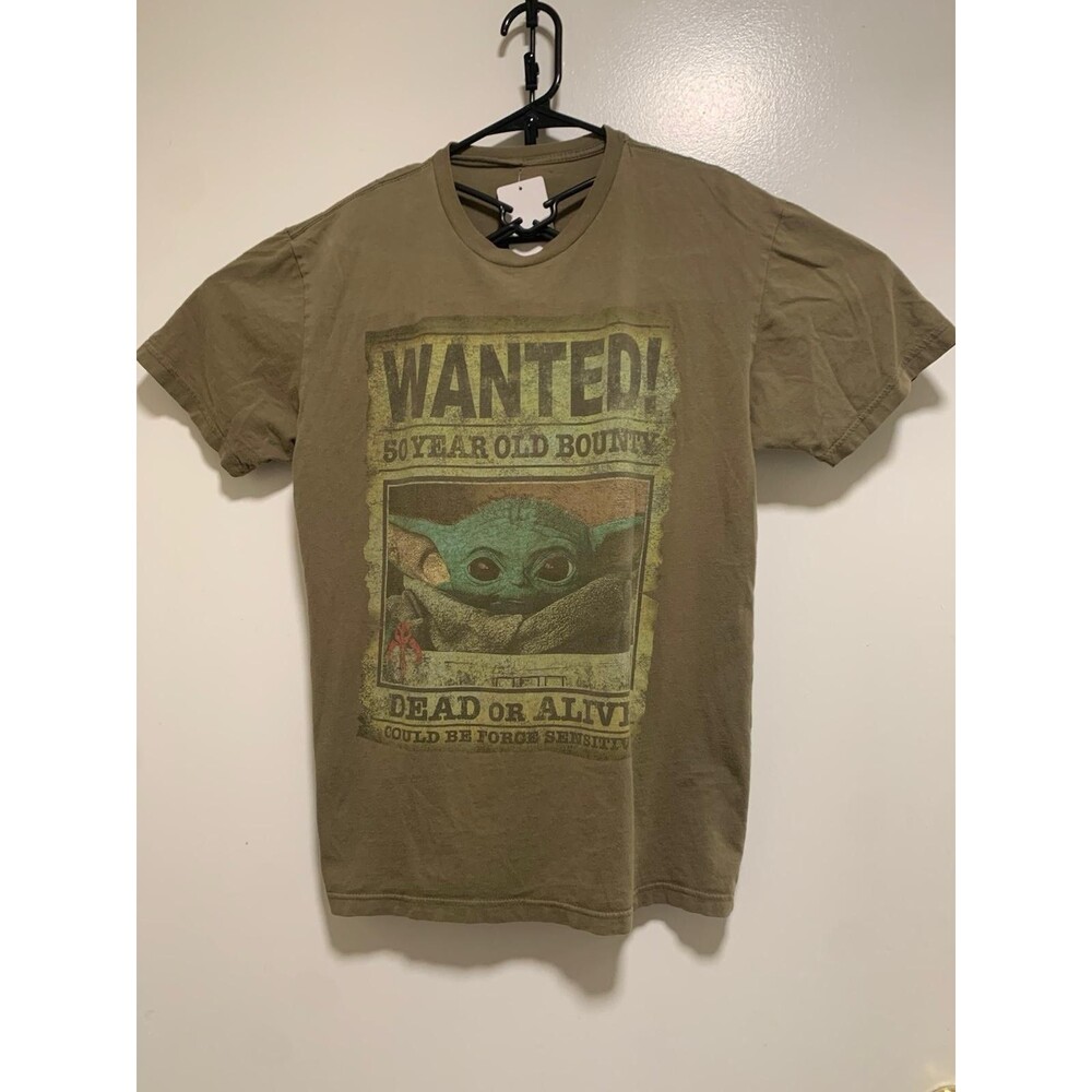 Disney Star Wars The Mandalorian Baby Yoda Men's T-Shirt Green Mad Engine Size S